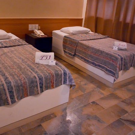Legazpi Tourist Inn Ngoại thất bức ảnh