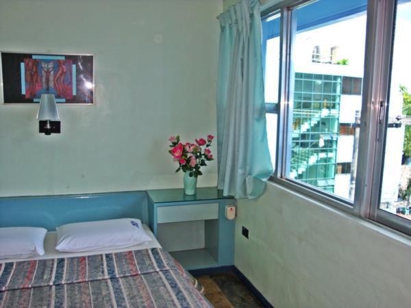 Legazpi Tourist Inn Ngoại thất bức ảnh